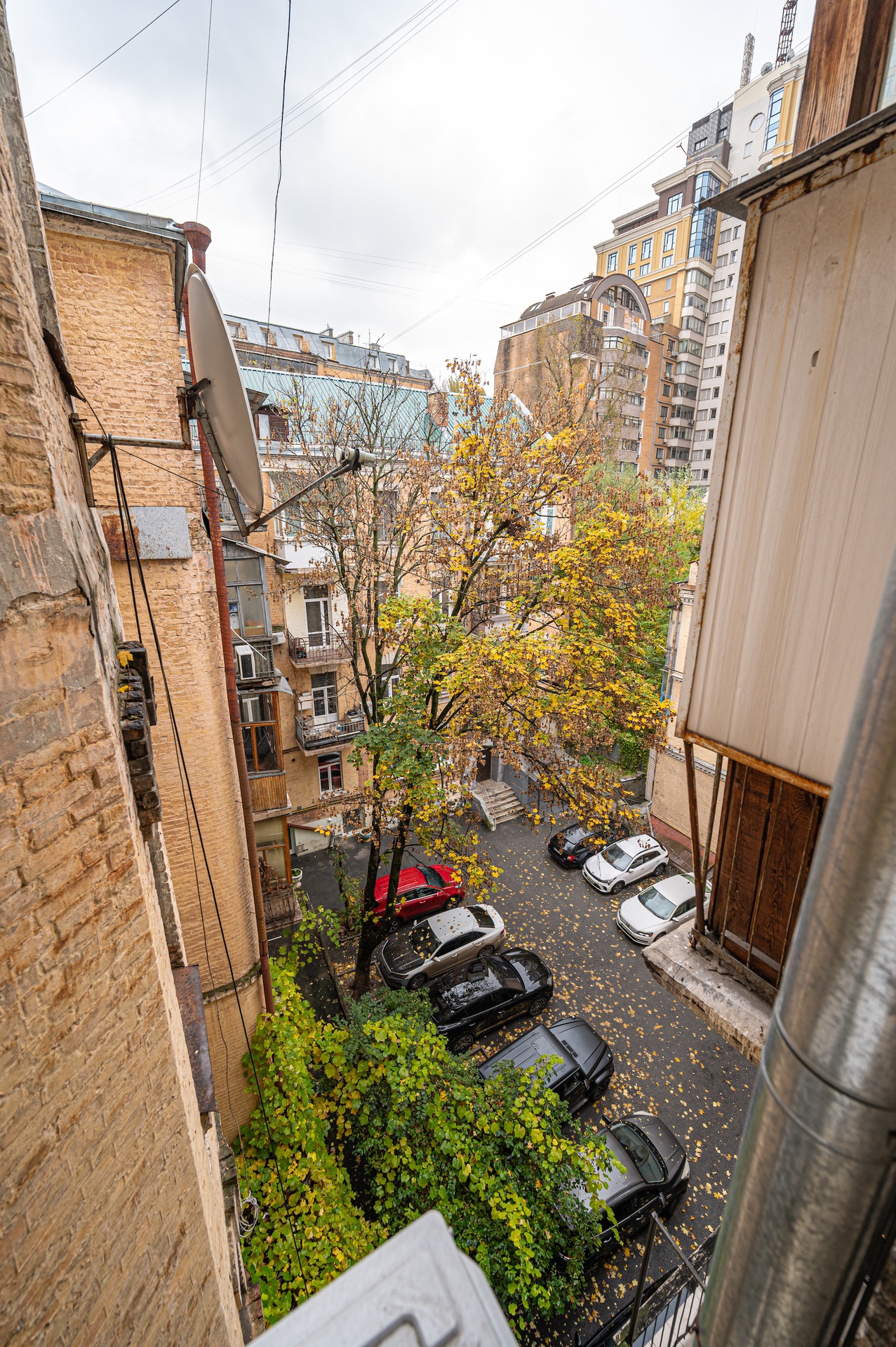 Daily rent - 3 Baseina