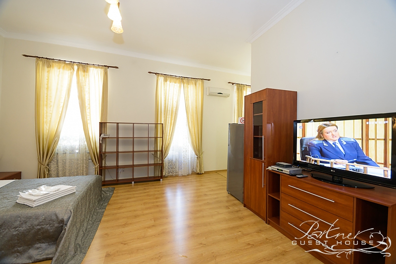 Daily rent - 13/42 Saksahanskoho Street