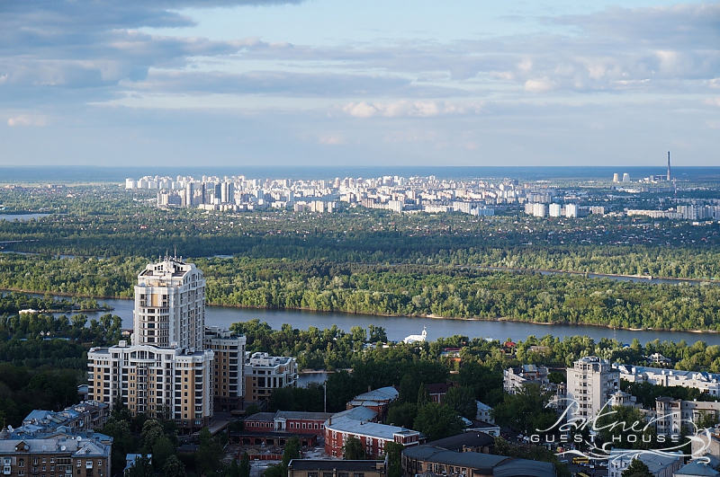 Снять посуточно - Кловский спуск 7