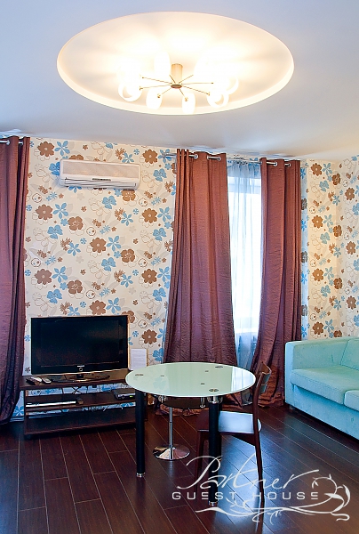 Daily rent - 10 Shota Rustaveli Street